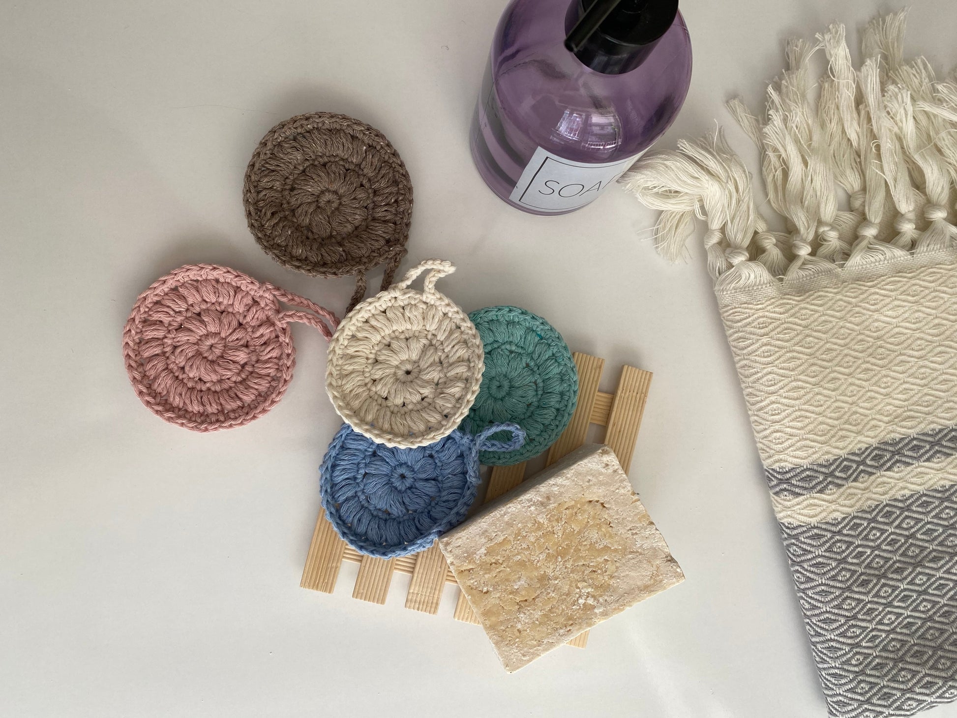 Cotton makeup removal pads-2